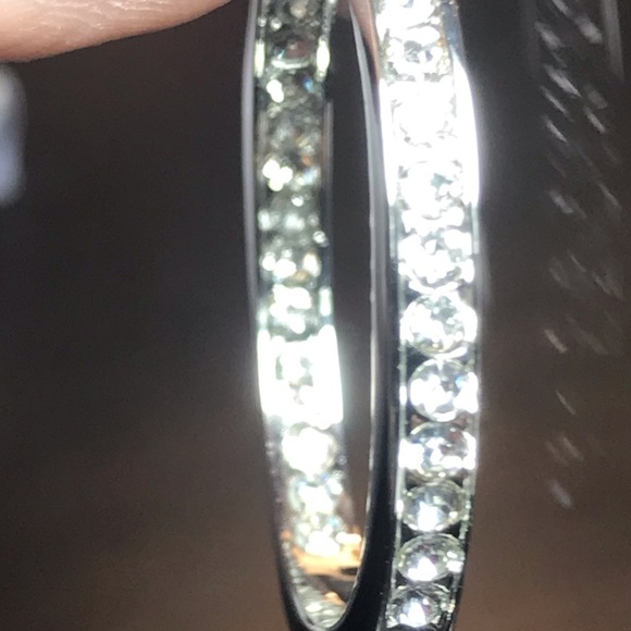 New 🎁 Swarovski Hoop Earrings - Picture 5 of 6